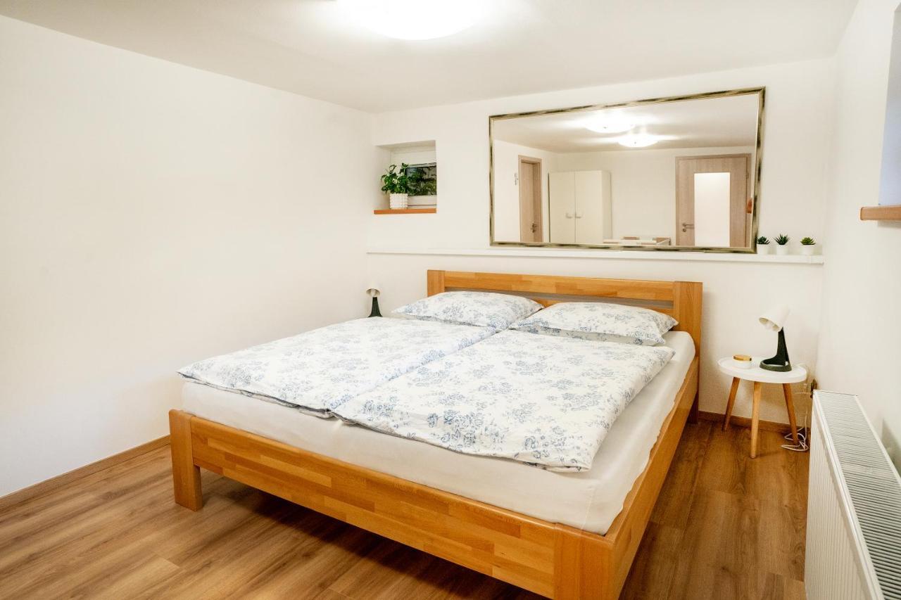 Apartman U Jirika Poděbrady Exteriör bild
