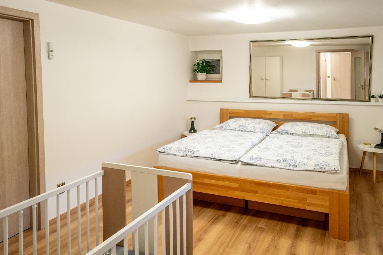 Apartman U Jirika Poděbrady Exteriör bild