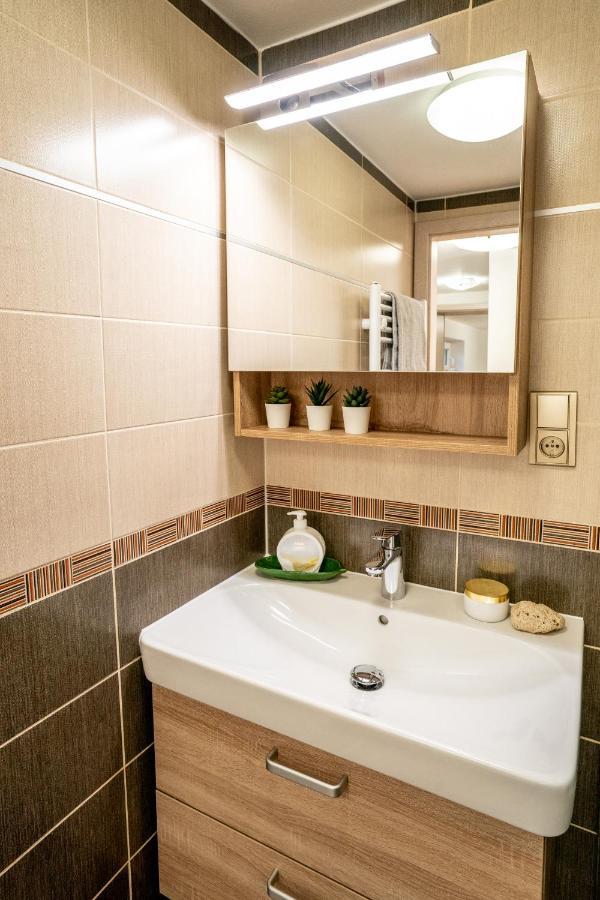 Apartman U Jirika Poděbrady Exteriör bild